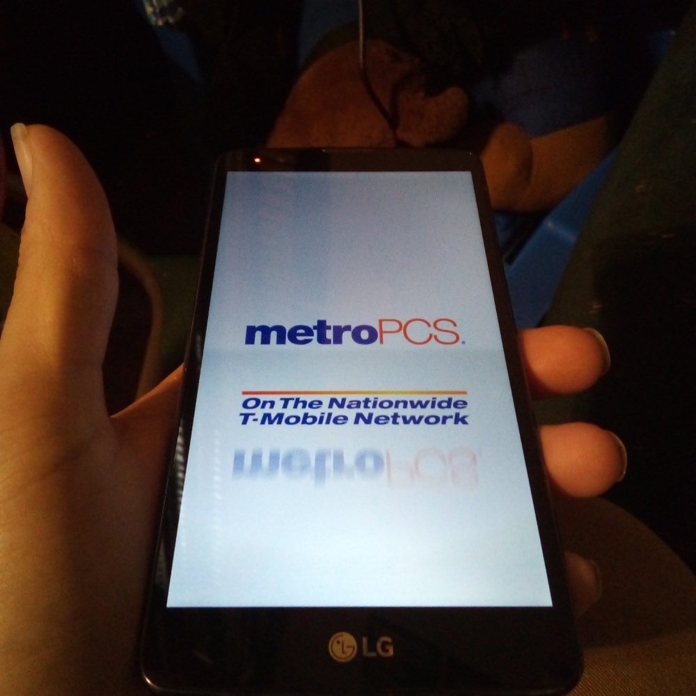 LG Stylo 2 Metro PCS phone
